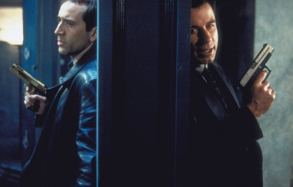 25 év elteltével is eszelősen cool akciófilm az Ál/Arc