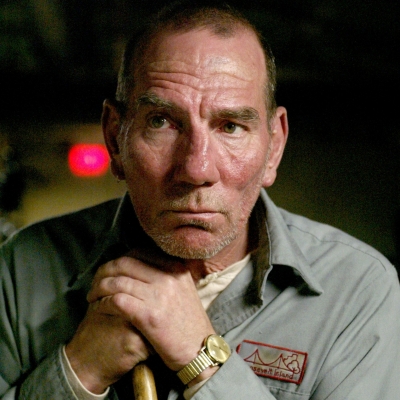 Pete Postlethwaite