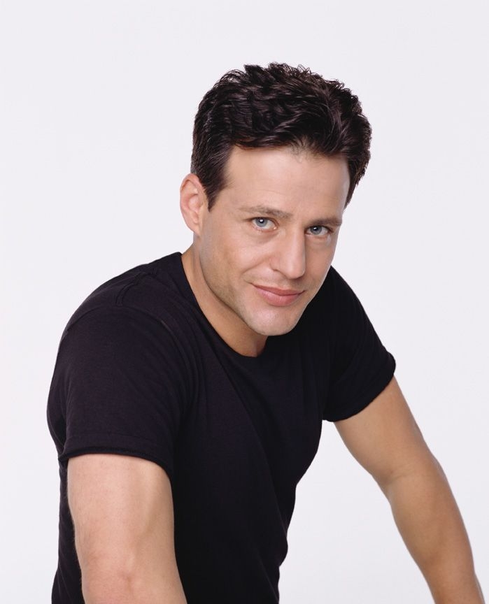 Louis Mandylor