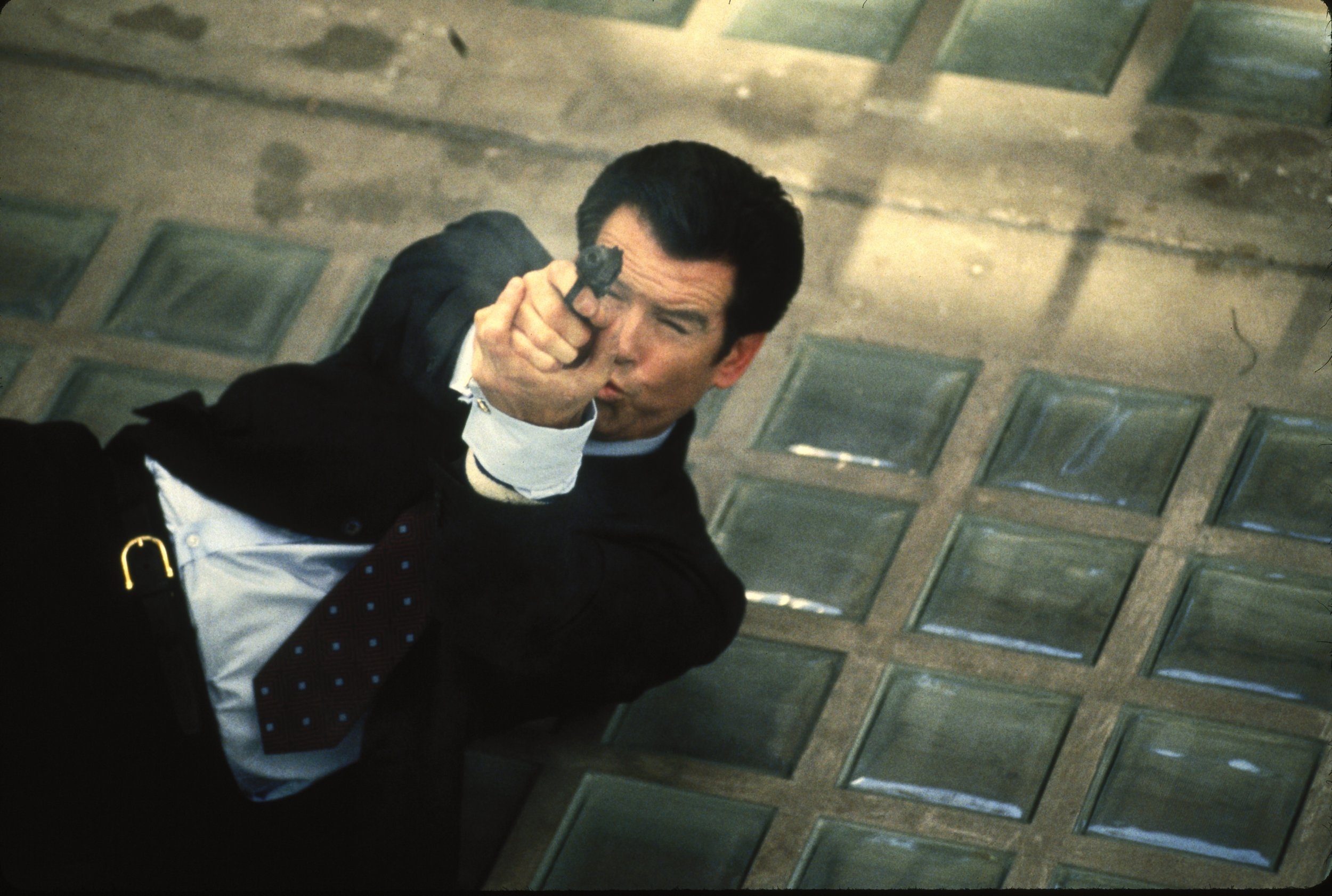 James Bond - A holnap markában