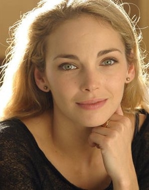 Claire Keim