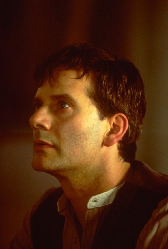 Next photo of Campbell Scott