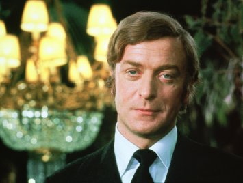 Michael Caine 8 évig nem pislogott, frászt hozva mindenkire