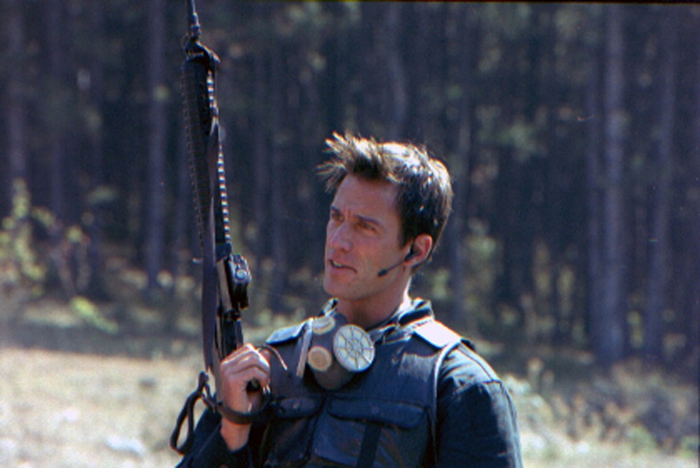 Саранча 2005. День саранчи (2005). Саранча восьмая казнь 2005. Саранча 2005. Саранча 2005.