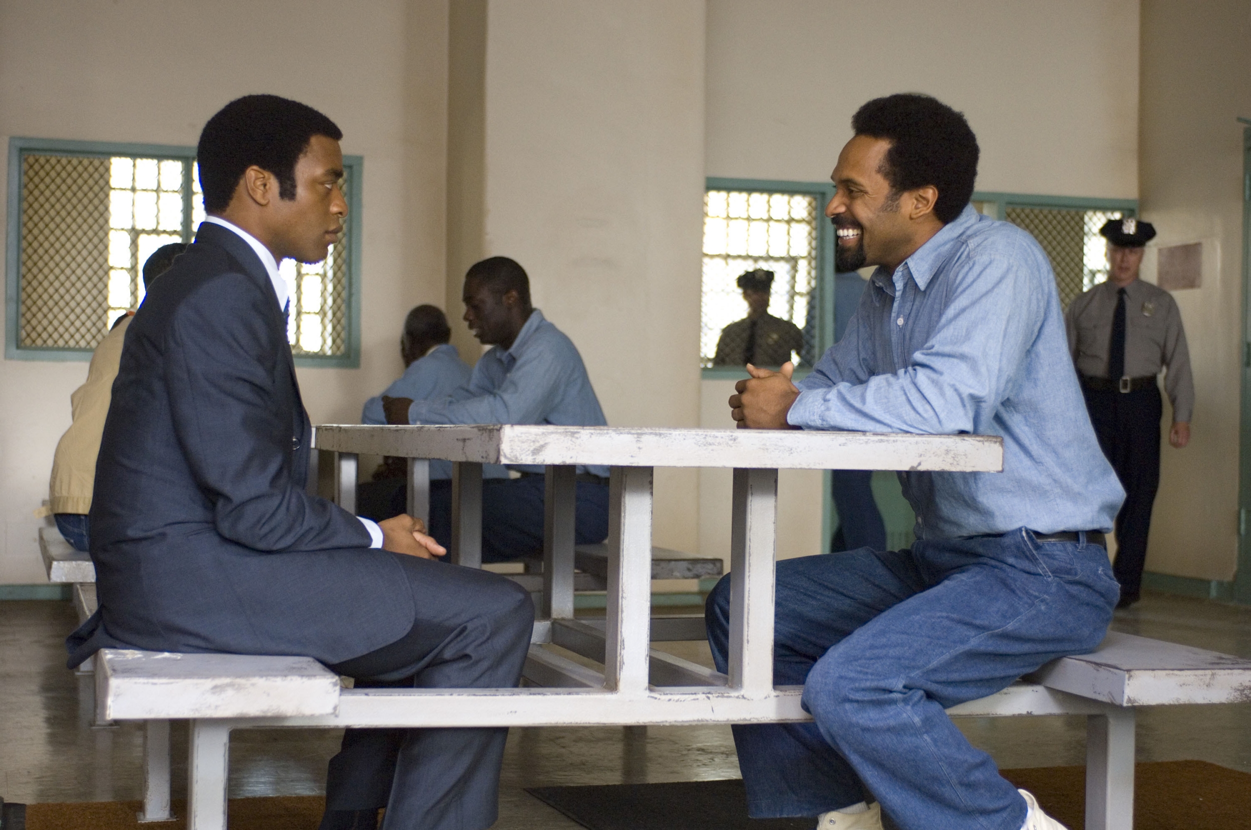 Чиветель эджиофор. Дон чидл. Дон чидл. Чиветель эджиофор гангстер. Чиветель эджиофор серенити.