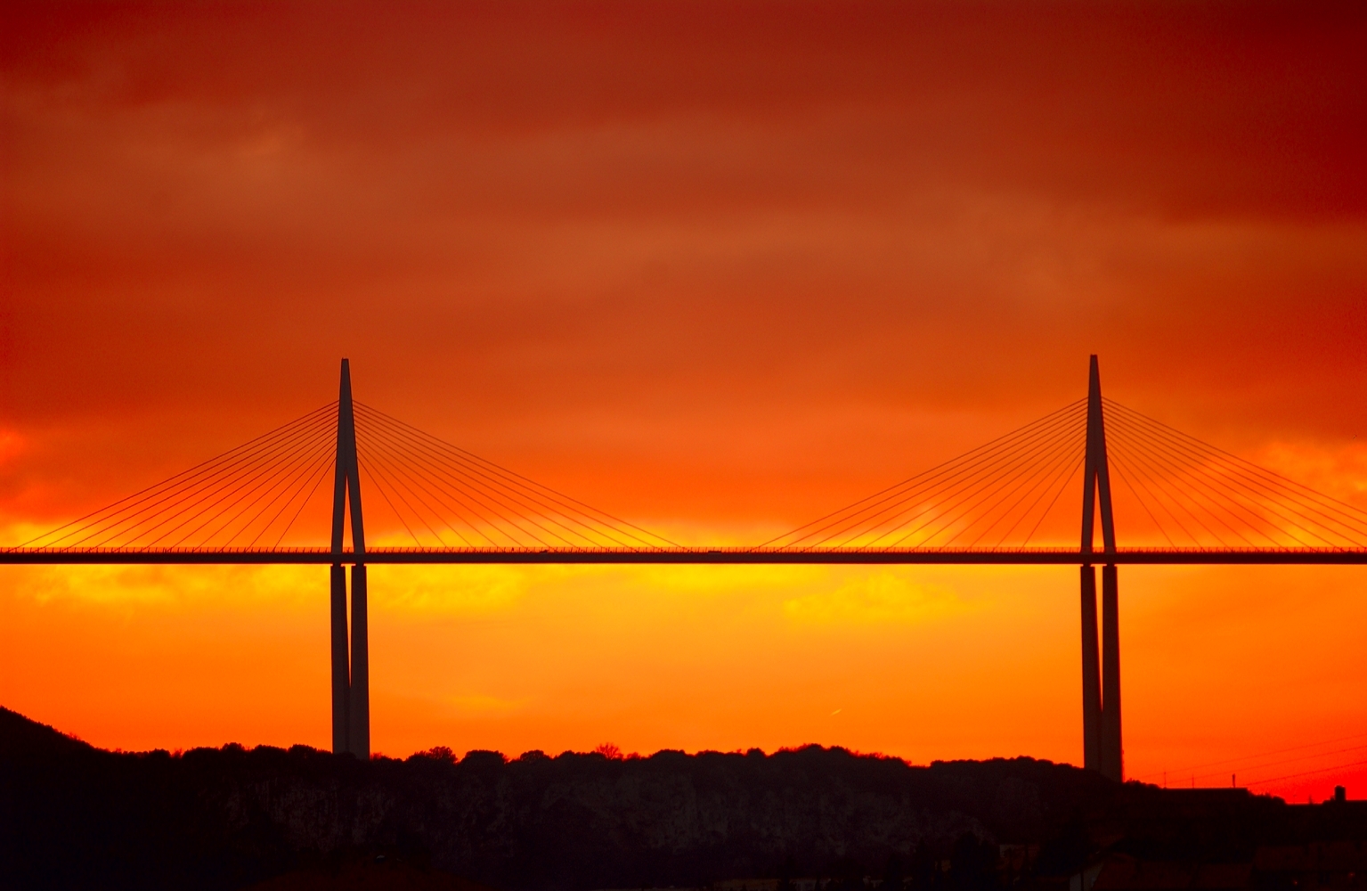 A világ hídjai / Ősi hidak - Ponte Dei Salti, Svájc és Szél és Eső ...