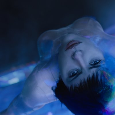 Scarlett teste gép, de a lelke ép