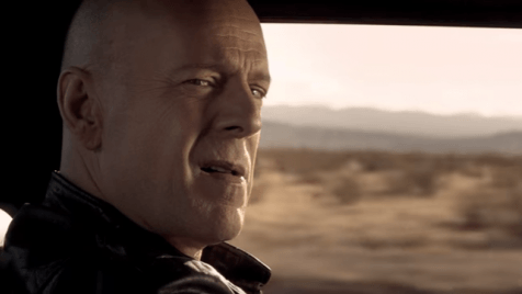 Bruce Willis maszk nélkül ment a patikába