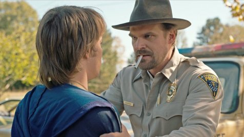 Kedvenc tévés seriffünk elkotyogta, mi lesz a Stranger Things 3. évadában!