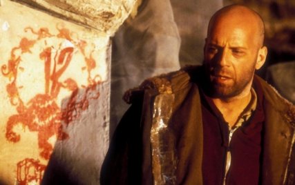 Brad Pitt azért olyan zakkant, mert elkobozták a cigijét - 12 majom