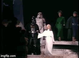 És az megvan, hogy Vader egy szőke bombázóval diszkózott a '78-as Oscar-gálán?