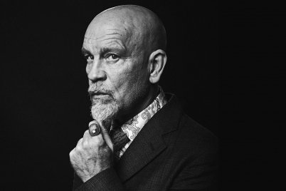 Budapestre hozza önálló estjét John Malkovich