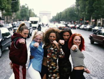A Spice Girls csajok szuperhősök lesznek