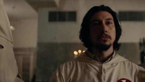 Akár Tarantino is rendezhette volna a fekete klántagról szóló filmet