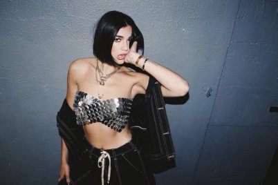 Dua Lipa pereskedik és új dalt hozott ki