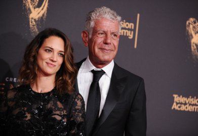 Kínossá vált a zaklatással vádolt Asia Argento a CNN-nek