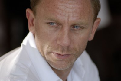 A Star Wars rendezőjével forgat Daniel Craig