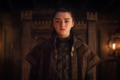 Maisie Williams szerint újra kell nézned a Trónok harca 1. évadát, mielőtt leülsz a 8. évad elé