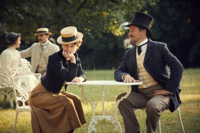 Colette – Megcsalhatsz, drágám, de csak lányokkal!