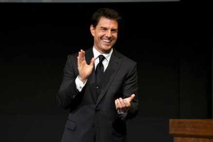 Szórakoztató nézni a popcornt evő Tom Cruise-t, de van itt más érdekesség is