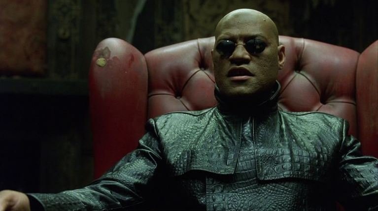 Hogyan került a piros pirula Morpheus tenyeréből Trump farzsebébe?