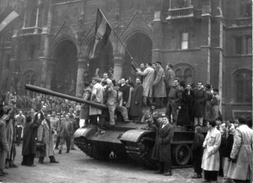 10 film, amivel otthon is megemlékezhetünk '56-ra