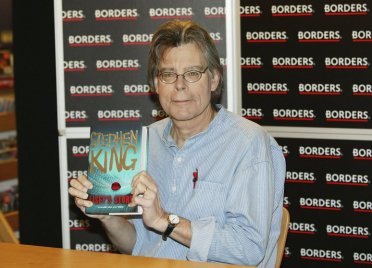 Stephen King nagyon kellemetlennek érzi, hogy a kiadó visszadobta Woody Allen életrajzi könyvét