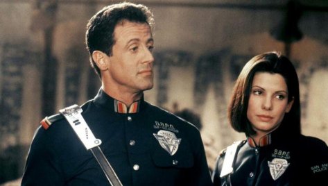 Sylvester Stallone disztópikus sci-fit forgat! Ráadásul Michael Bay-jel!