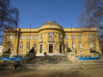 Újra megnyitja kapuit a Déri Múzeum 