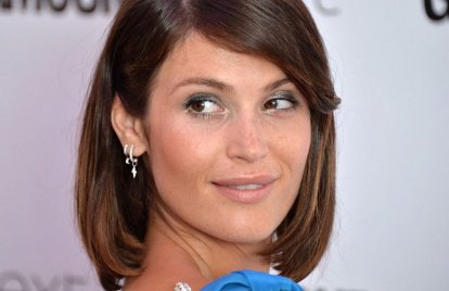Megbánta Gemma Arterton, hogy Bond-filmben szerepelt