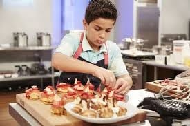 Kids Baking Championship ║ Biz Kids: Birthdays Are Big Business ║ XI / 10. rész