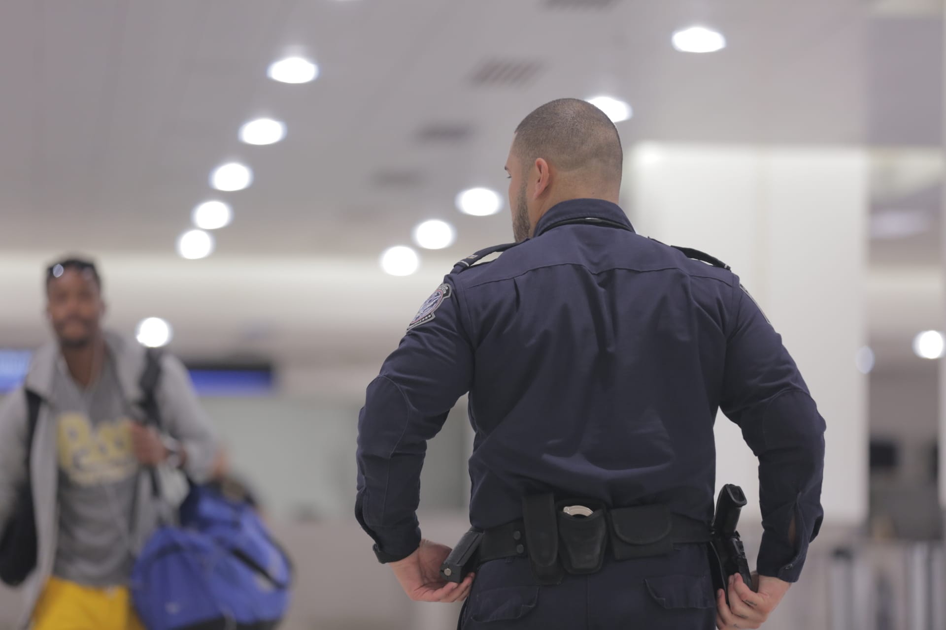 Drogfogások a repülőtéren || Két tonna kokain