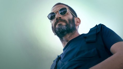 Black Space - Az üvegszemű zsaru esete a gyilkos tinikkel