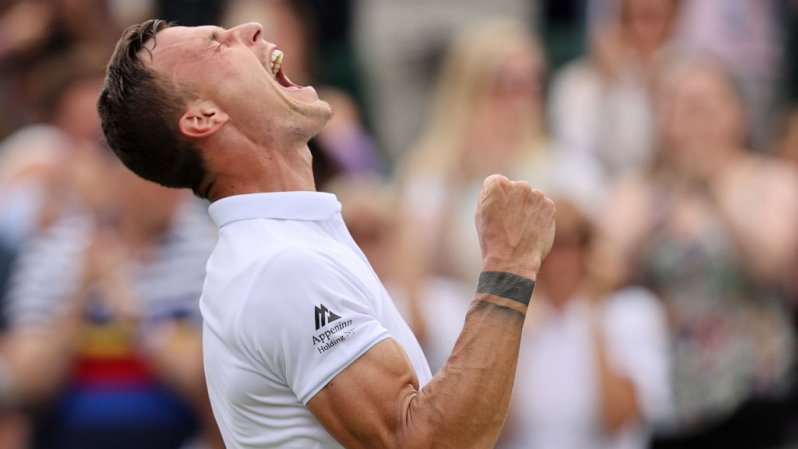Szenzáció Wimbledonban! Fucsovics Márton a legjobb nyolc között!