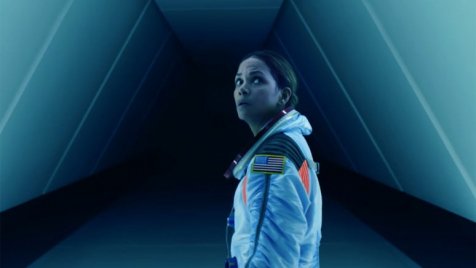 Halle Berry a Trónok harca sztárjával forgatott sci-fit – itt a trailer!