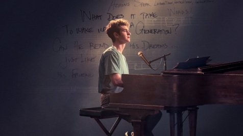 Befutott a trailer Andrew Garfield zenés Netflix-filmjéhez
