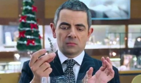 Igazából szerelem: igazából angyal Rowan Atkinson karaktere