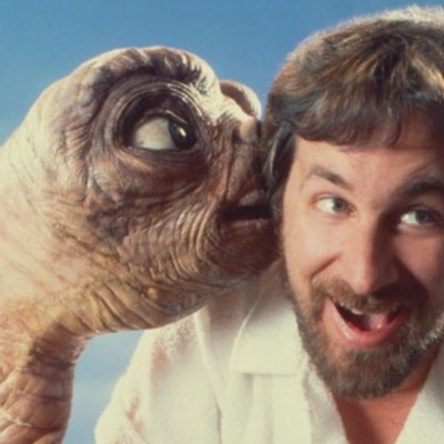 Spielberg már bánja, hogy eltüntette az E.T.-ből a fegyvereket