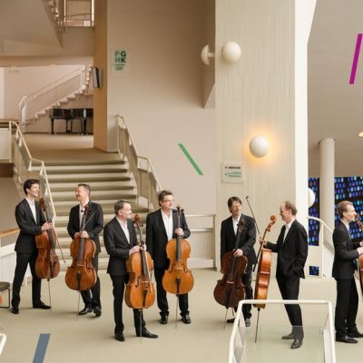 A Berlini Filharmonikusok 12 csellistája
