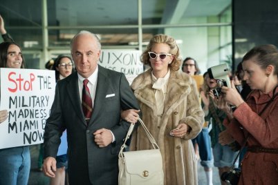 Julia Roberts kirobbantja a Watergate-botrányt, az a kopasz fickó pedig Sean Penn