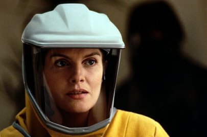 Miért őrülnek meg az emberek a koronavírus idején a vírusos filmekért?