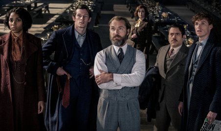 A Legendás állatok harmadik részében Dumbledore nem lacafacázik