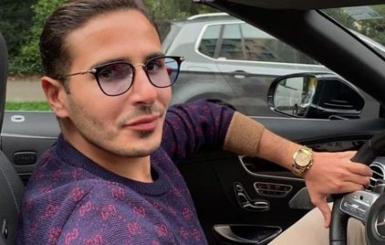 A Tinder-csalót beperelte az apjának hazudott gyémántmogul