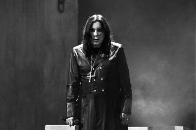 Ozzy Osbournék ölik meg Yungbludot új klipjében