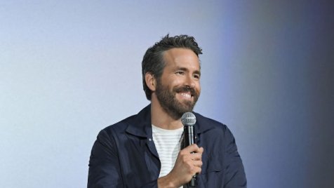 Ryan Reynolds a TikTok Knézy Jenője