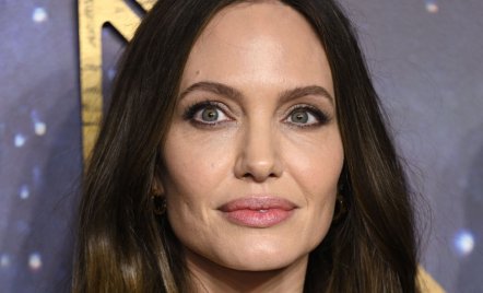 Így menekült Angelina Jolie az óvóhelyre Ukrajnában