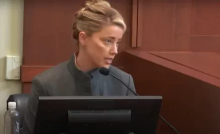 Megizzasztották Amber Heardöt Johnny Depp ügyvédei a tárgyaláson