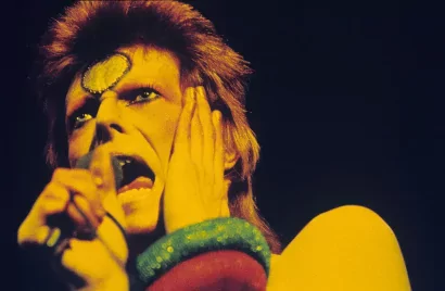 Itt az új David Bowie-film első trailere
