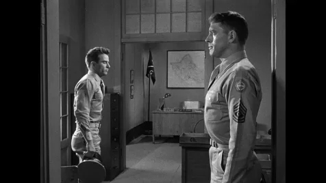 Nagyszerű háborús filmek különös történetei