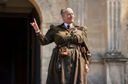 A Netflixen terrorizálja a gyerekeket a csúnya és gonosz Emma Thompson